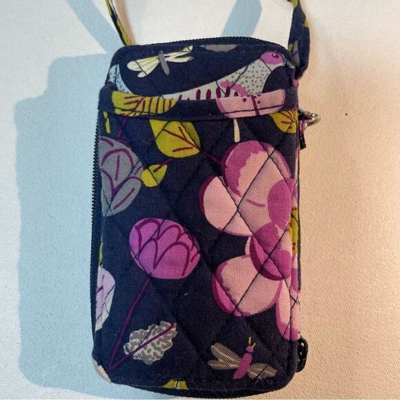 Vera Bradley Wristlet in Retired Pattern “Floral Nightingale” from Winter 2011 - Picture 4 of 5